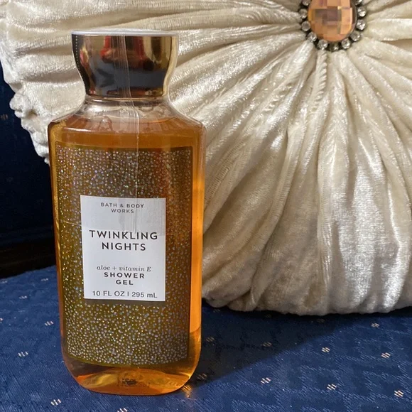 BATH & BODY WORKS SET. . . TWINKLING NIGHTS SCENT - Picture 3 of 6